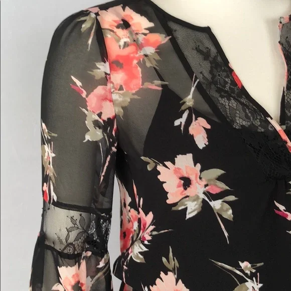 NWT WHBM Romantic Floral Print Dress.. Size 0 - Picture 11 of 15